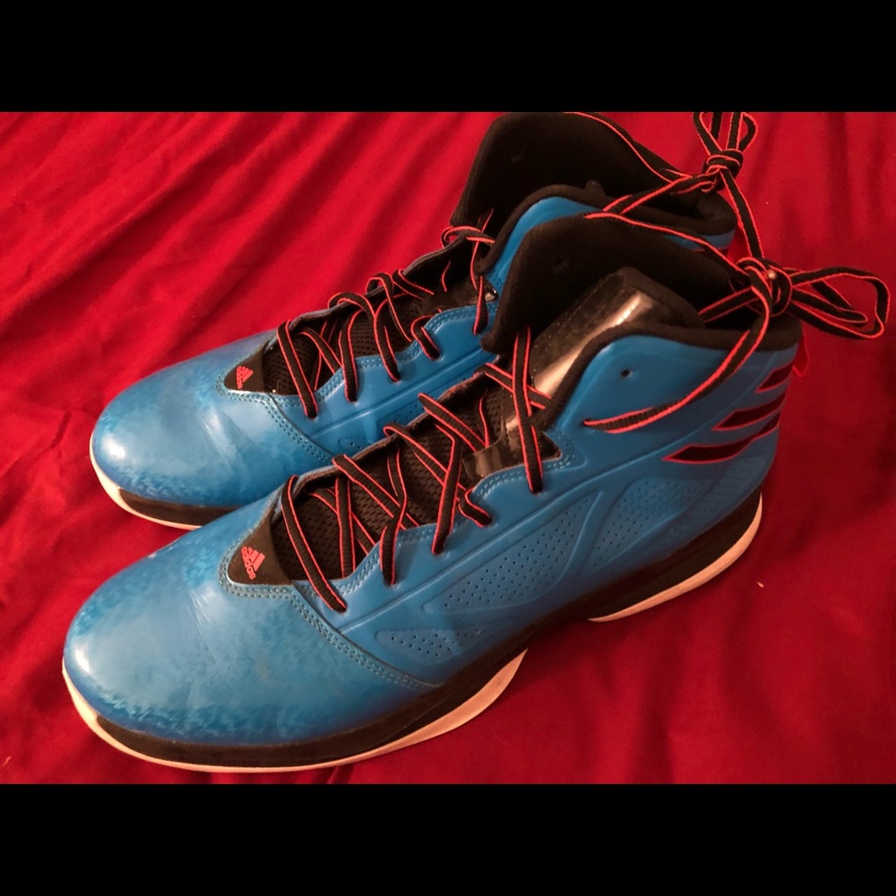 Men’s Adidas Size 14 Basketball Shoes